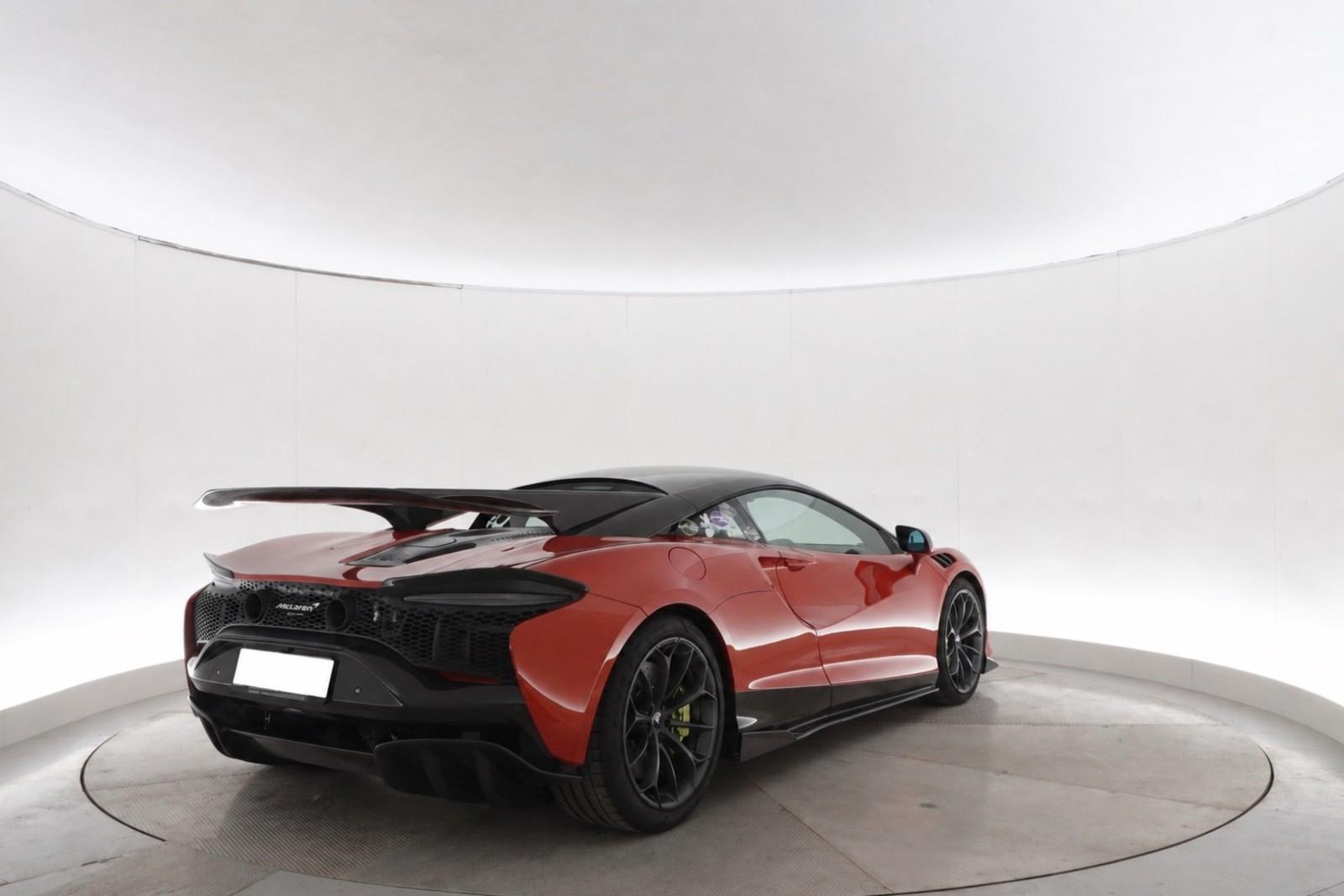 McLaren Artura Novitec Carbon 700Hp