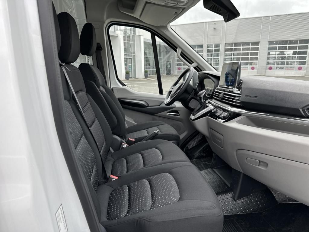 Fahrzeugabbildung Maxus eDeliver9 Panel Van L3H2 MJ22 72 kWh *SpurW*PDC