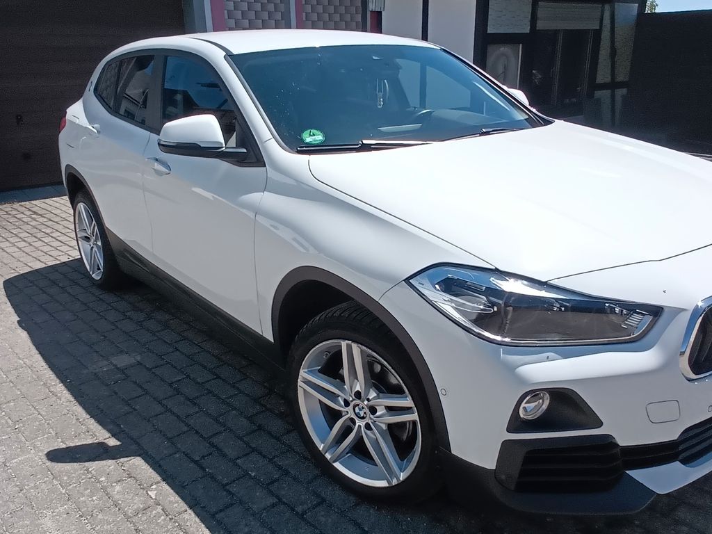 Image of BMW X2