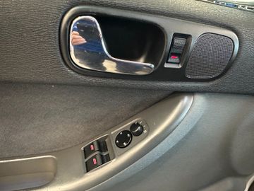 Audi A3 1.8  *Ambiente*Automatik*TÜV 0327*