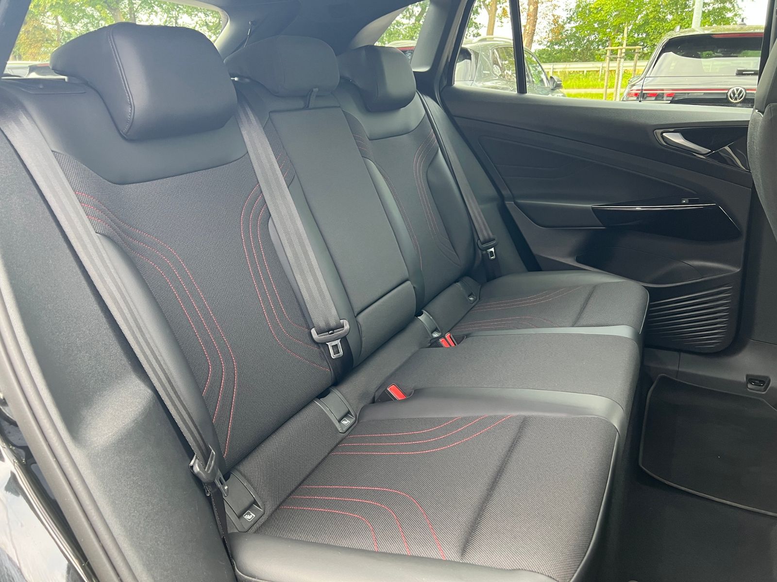 Fahrzeugabbildung Volkswagen ID.4 GTX 4Motion *AHK, Matrix, TravelAssist, DCC