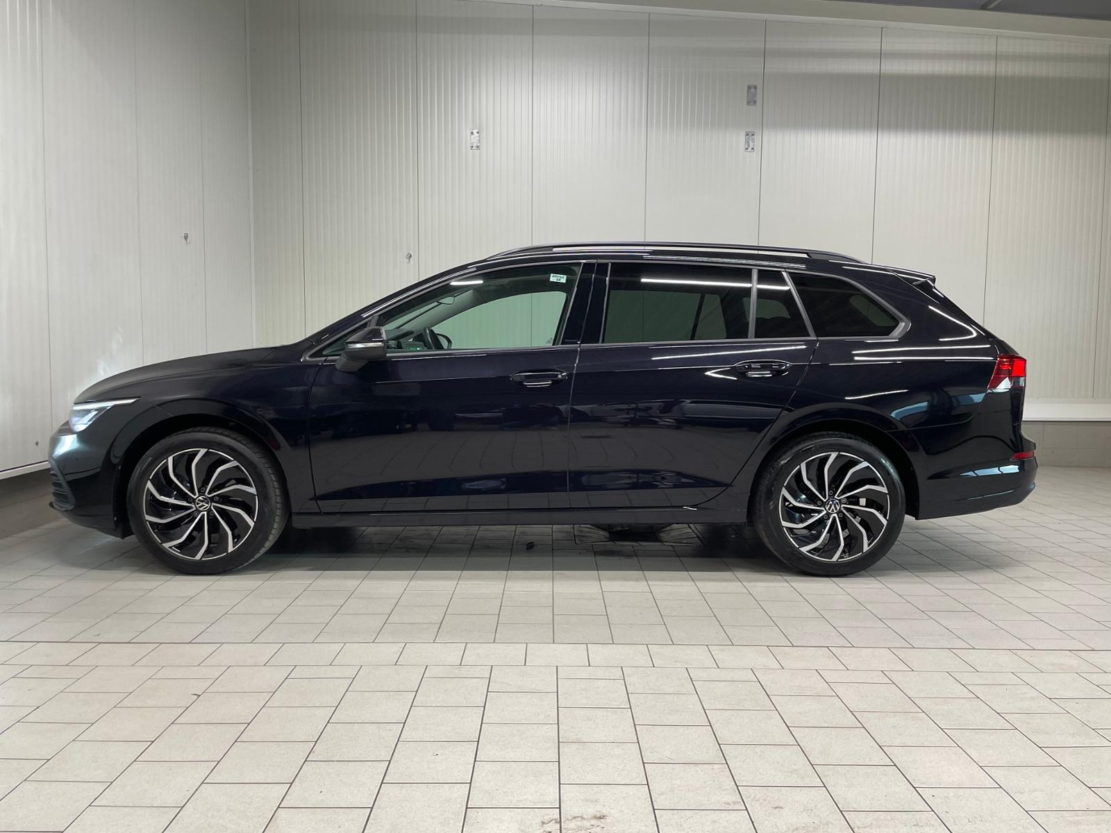 Volkswagen Golf VIII Variant Life 1.0 eTSI DSG RFK NAVI TRA, миниатюра 3