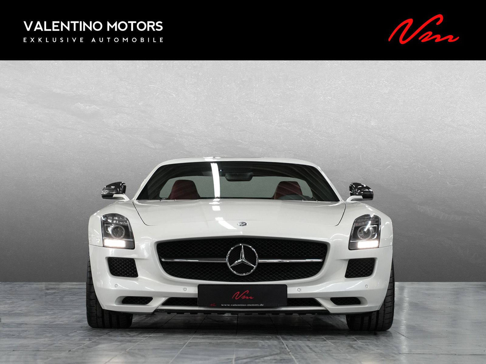 Fahrzeugabbildung Mercedes-Benz SLS AMG Coupe - designo Sonderlack|Carbon Interi