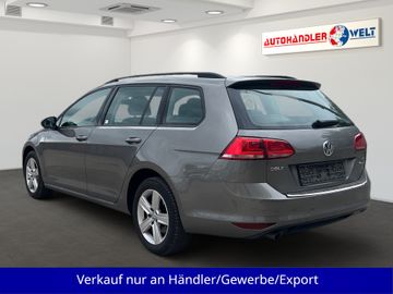 Volkswagen Golf - 6