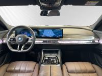 BMW 750 - Vorschau Bild 11