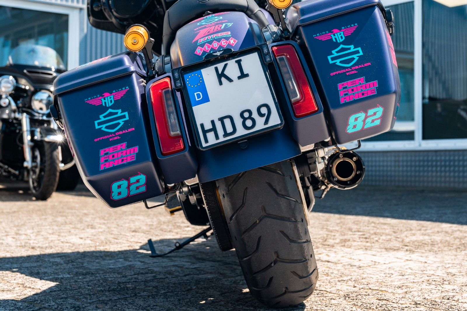 Fahrzeugabbildung Harley-Davidson Street Glide FLHX 117 x HeinzBikes MIAMI CALLING