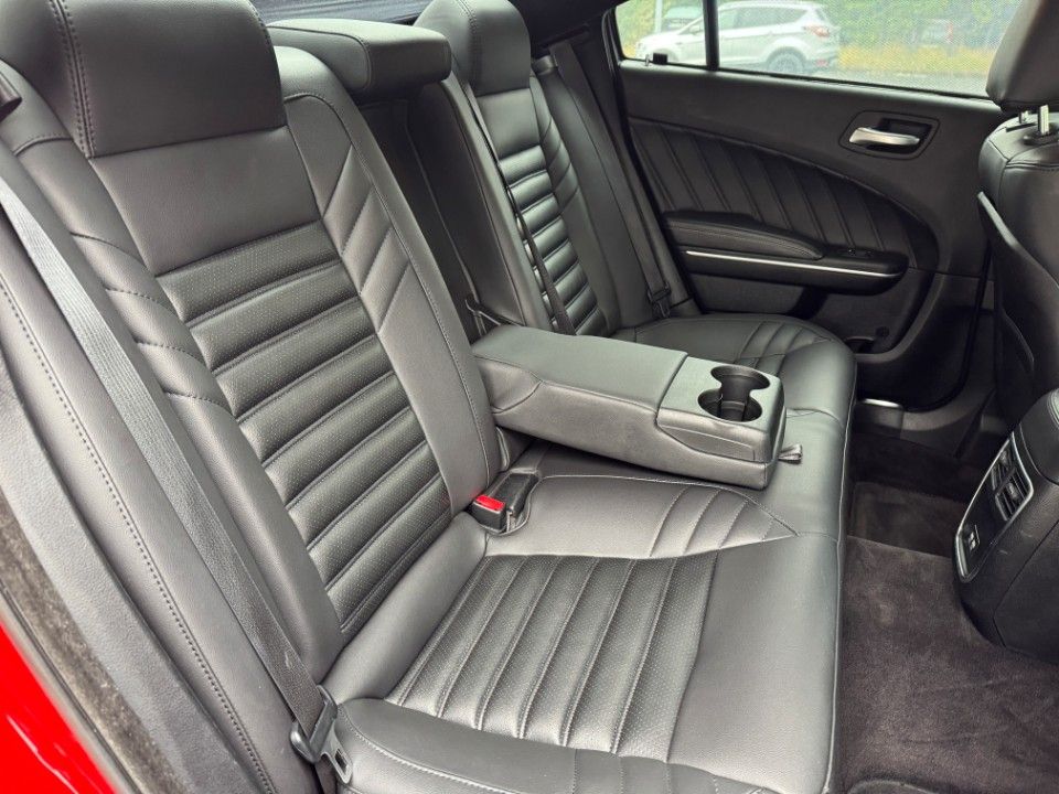 Fahrzeugabbildung Dodge Charger 3.6 Pentastar mit LPG Leder Kamera