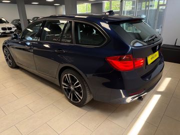 BMW 320 - 4