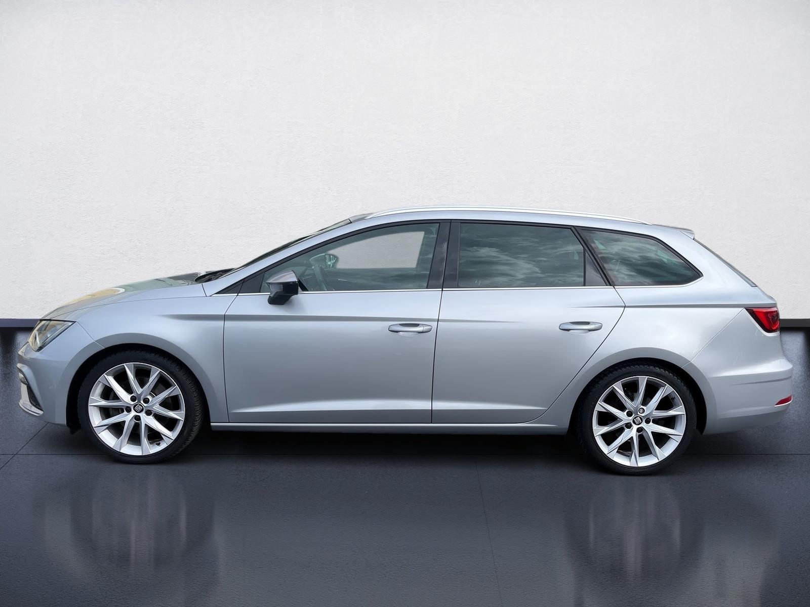 Seat Leon SPORTSTOURER FR+ALU 18+RÜCKFAHRKAMERA+ACC+D