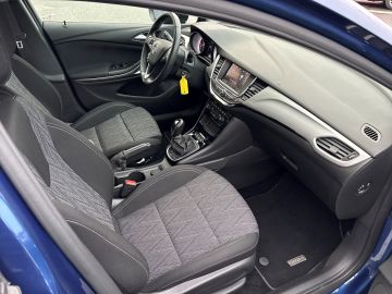 Bild 13 Opel Astra K Sports Tourer LED Apple CarPlay Android