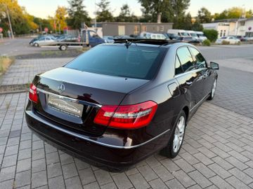 Mercedes E 220 - 3