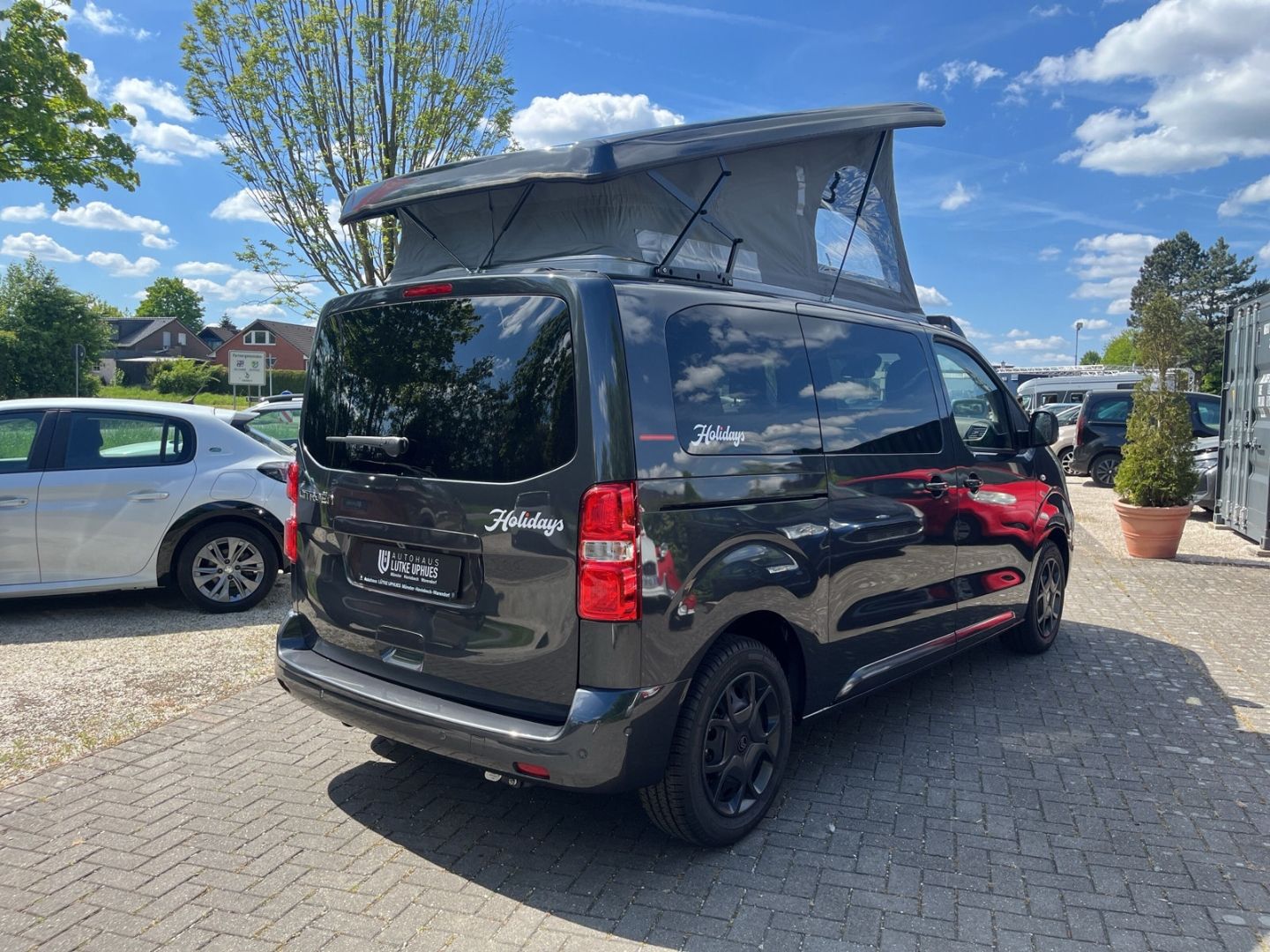Fahrzeugabbildung Citroën Holidays BlueHDi 145 S&S ACC