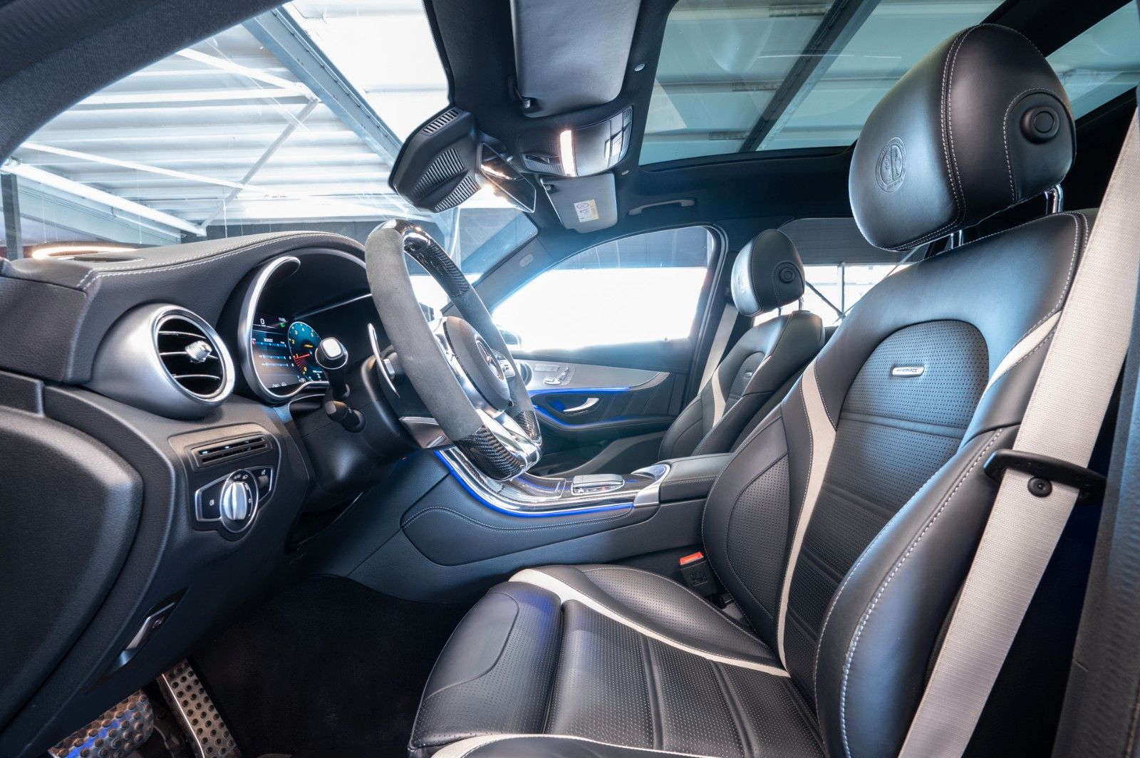 Daumennagel 13 - Mercedes-Benz GLC 63S AMG 4Matic|CARBON|PANO|HEAD-UP|VOLL