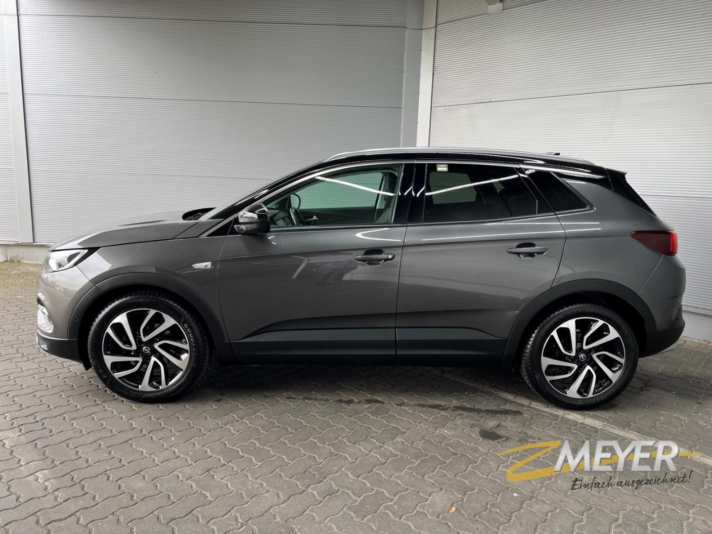 Opel Grandland X Ultimate 1.2 MT6 AHK PDC SHZ LHZ AGR