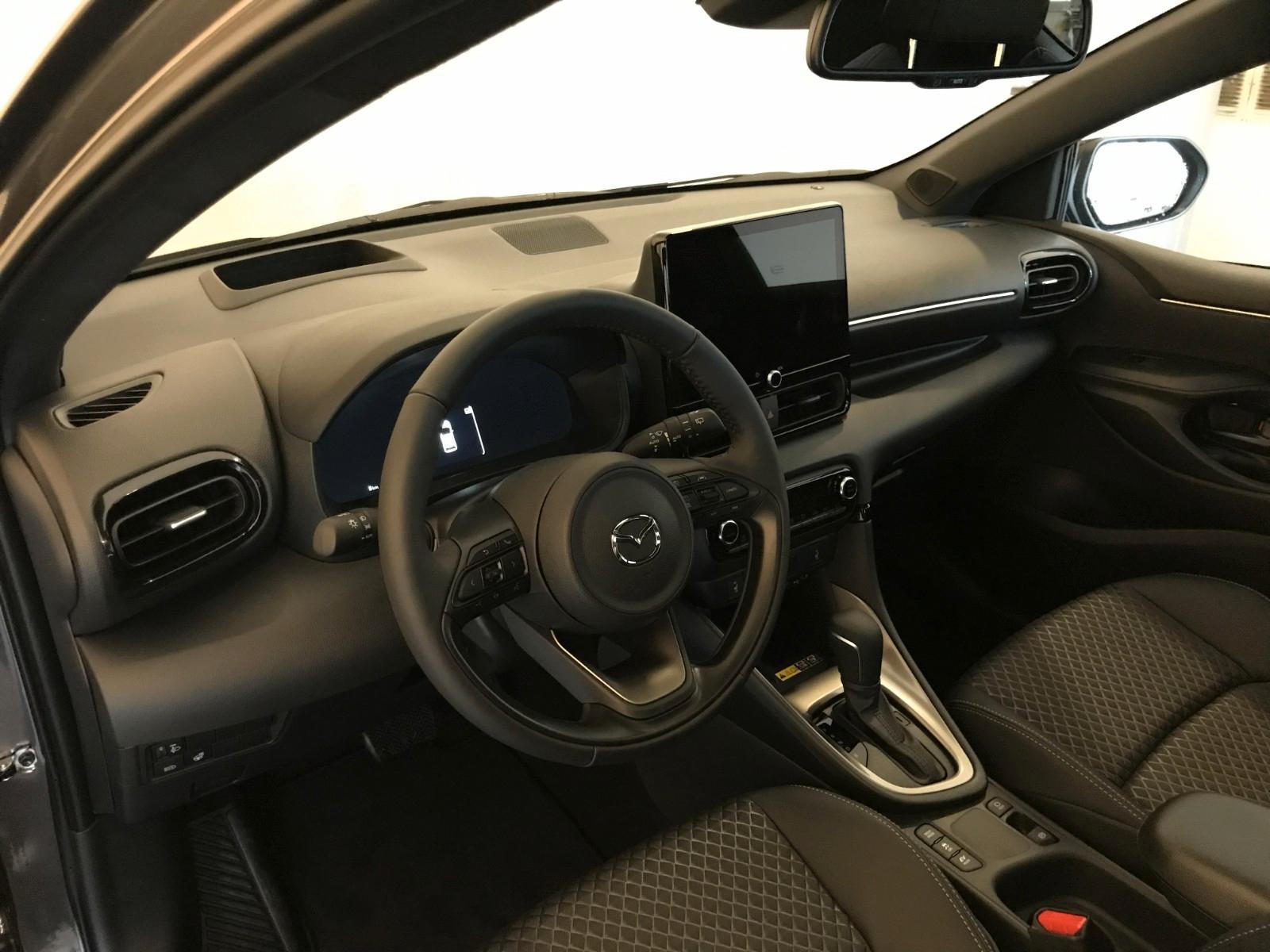 Mazda 2 Hybrid 1.5L Hybrid VVT-i 116 CVT HOMURA PLUS