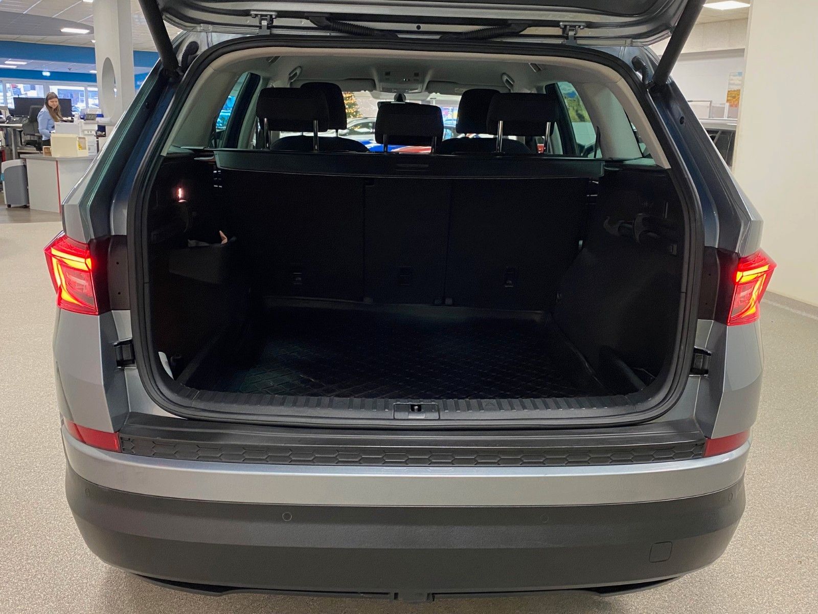 Fahrzeugabbildung SKODA Kodiaq 1.5 TSI DSG STYLE+MATRIX+NAVI+AHK+1.HAND+