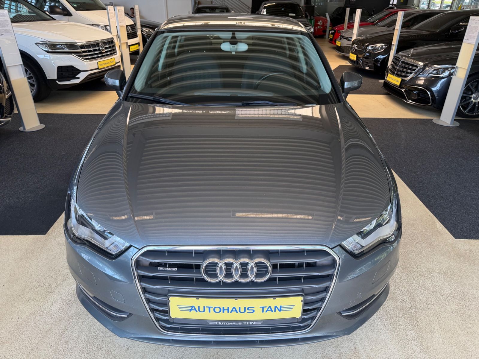 Fahrzeugabbildung Audi A3 Sportback 2.0 TDI attraction quattro