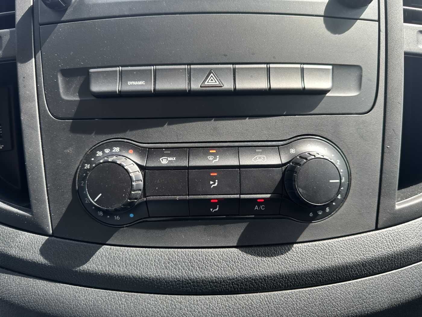 Fahrzeugabbildung Mercedes-Benz eVito 112 Klima Kamera Navi SHZ Tempomat