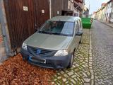 Dacia Logan mit AHK - gebrauchte Dacia Logan aus dem Jahr 2008