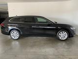 Skoda Superb IV Combi Selection 1.5 TSI DSG AHK+MATRIX - Skoda Superb: I