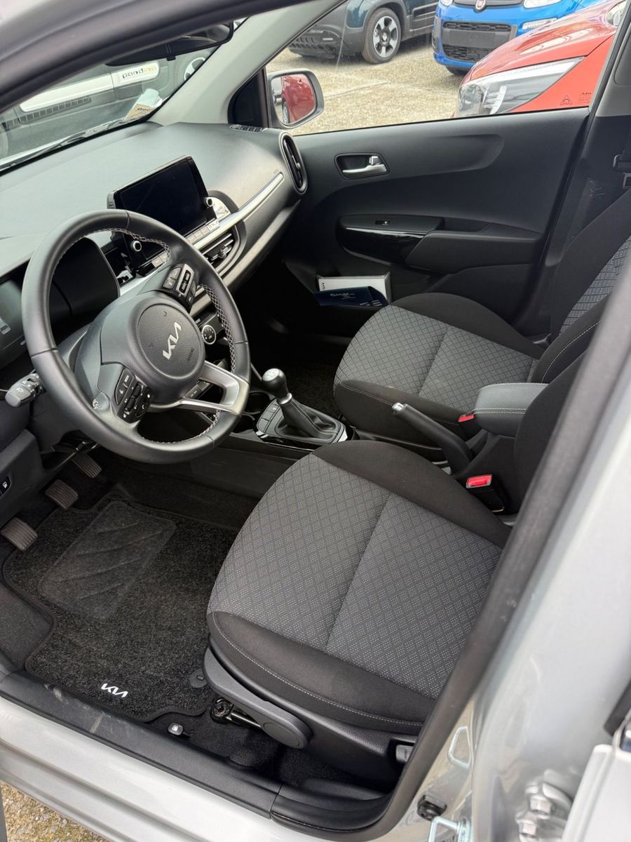 Kia Picanto 1.0 12V 5 porte AMT Urban imagem 3