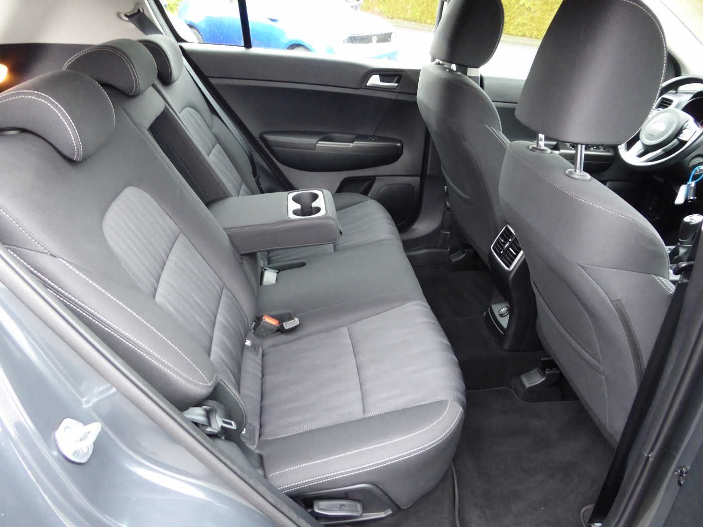 Kia Sportage 1.6 GDI 2WD Final Edition / 1. Hand foto 13