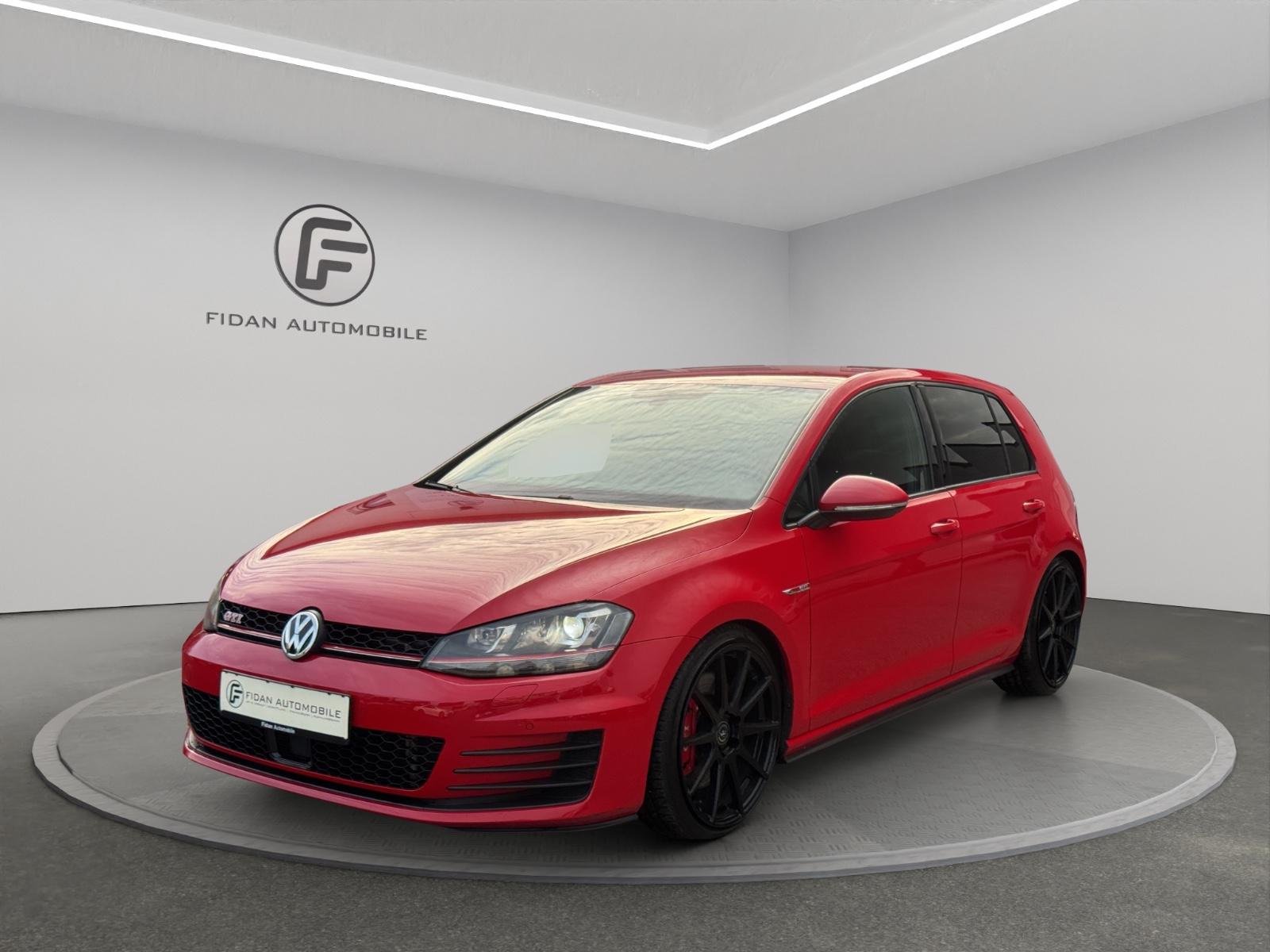 Volkswagen Golf VII Lim. GTI Performance Xenon*Navi*PDC*SHZ