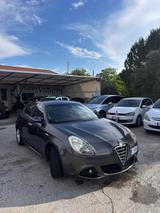 Alfa Romeo Giulietta 1.4 Turbo 120 CV Distinctiv - gebrauchte Alfa Romeo Giulietta aus dem Jahr 2010