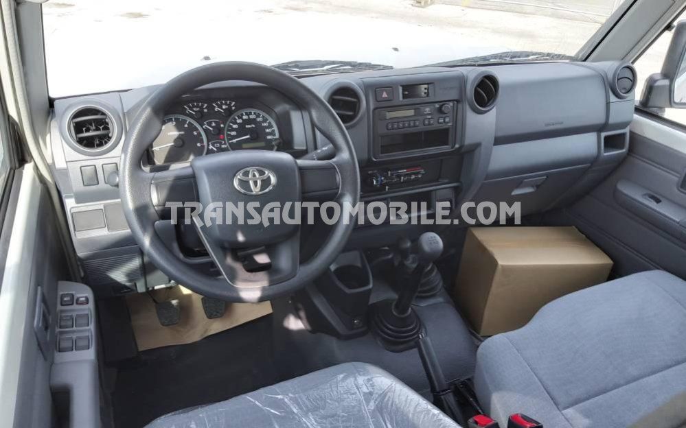 Toyota Land Cruiser 76 Station Wagon HZJ 76-EXPORT OUT  imagem 2