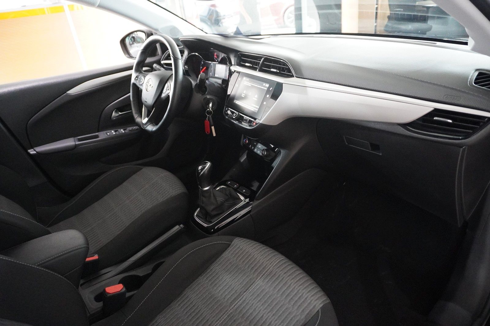Fahrzeugabbildung Opel Corsa F 1.2 EDITION NAVI/KAMERA/SPORT/LHZ/DAB+