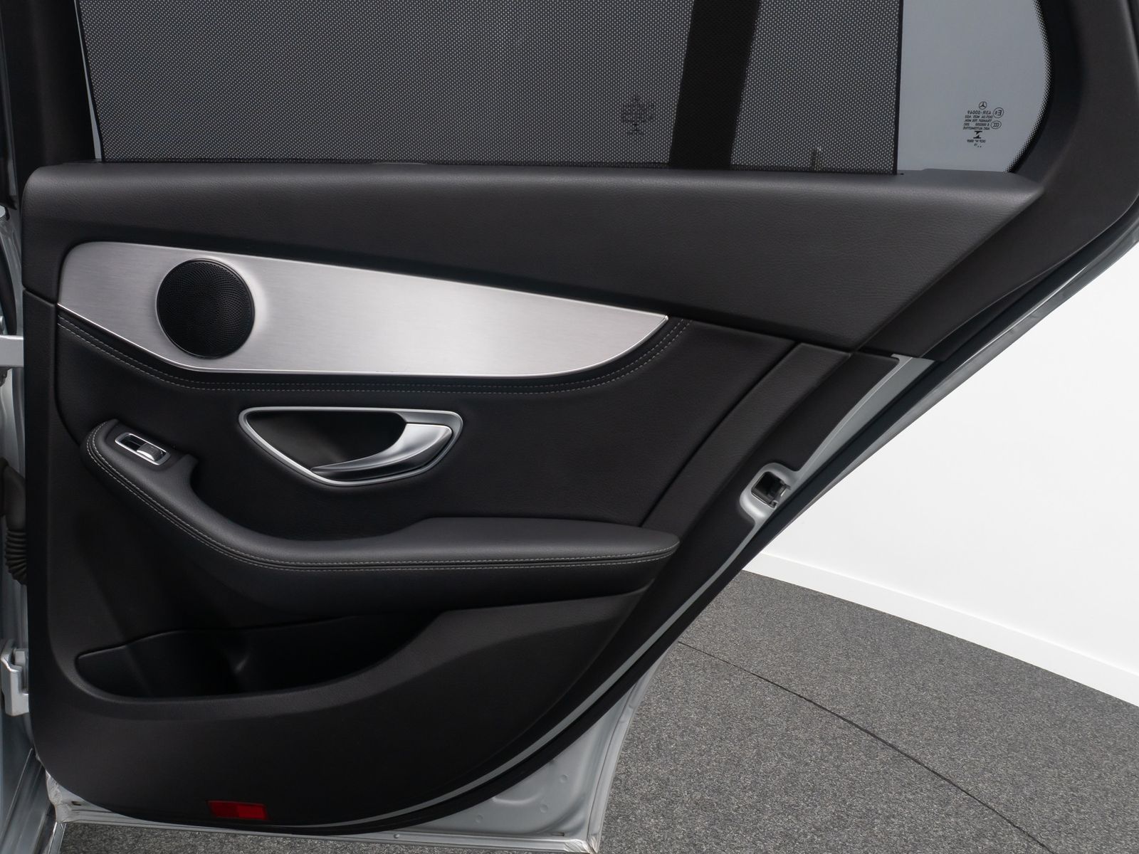 Fahrzeugabbildung Mercedes-Benz C 250 BlueTec PDC AHK Tempomat HiFi LED Businnes