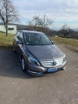 Mercedes-Benz B 200 CDI BlueEFFICIENCY -
