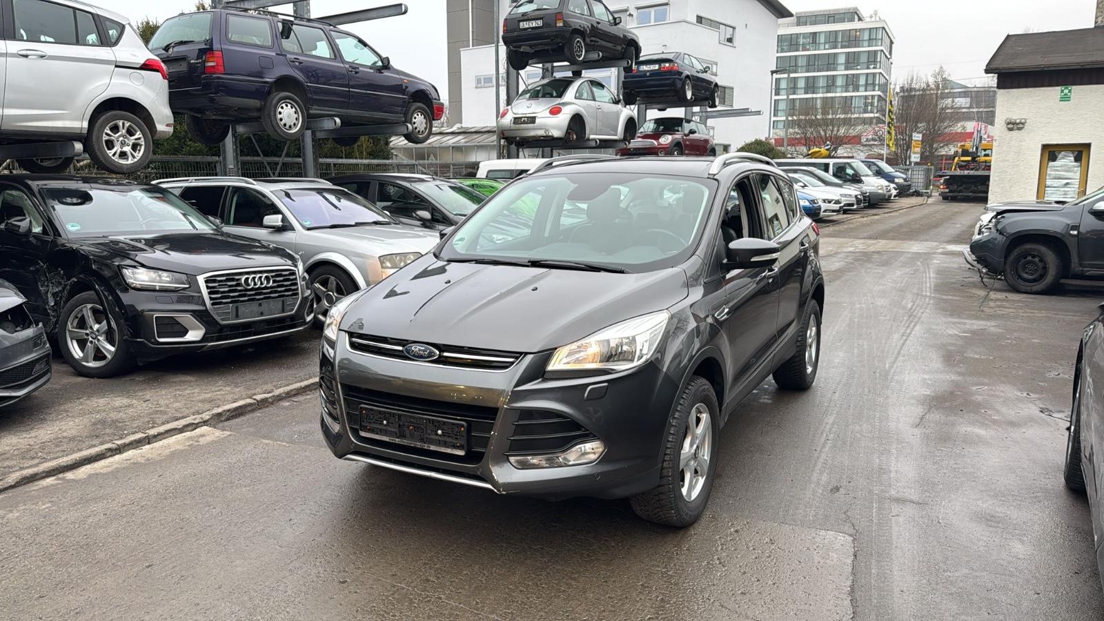 Ford Kuga Titanium,Klima,servo,Euro6,usw.