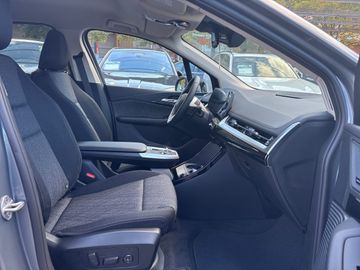 BMW 225e xDrive HK HiFi DAB LED RFK Komfortzg. Shz