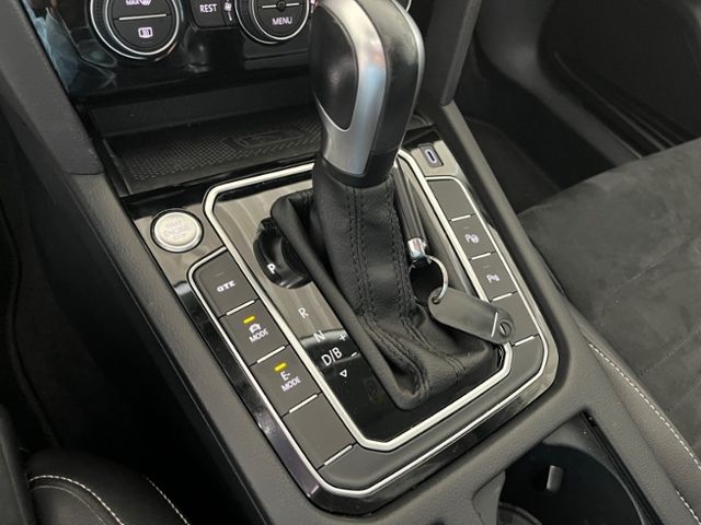 Fahrzeugabbildung Volkswagen Passat Variant 1.4 TSI Hybrid DSG GTE MATRIX NAV
