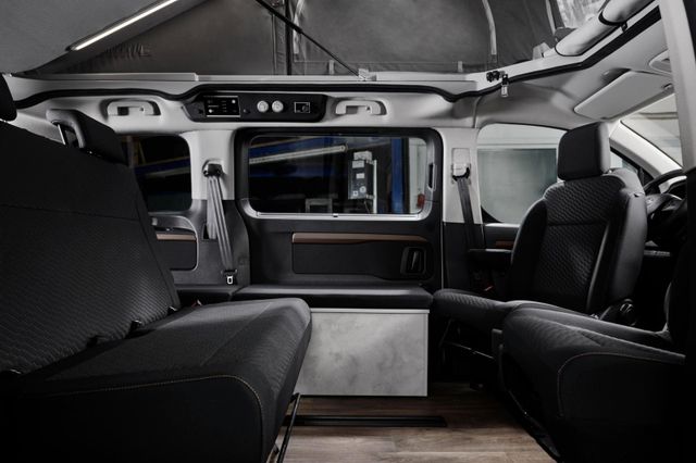 Crosscamp Toyota 2.0 Flex KLIMAAUTOMATIK XENON NAVI ALU