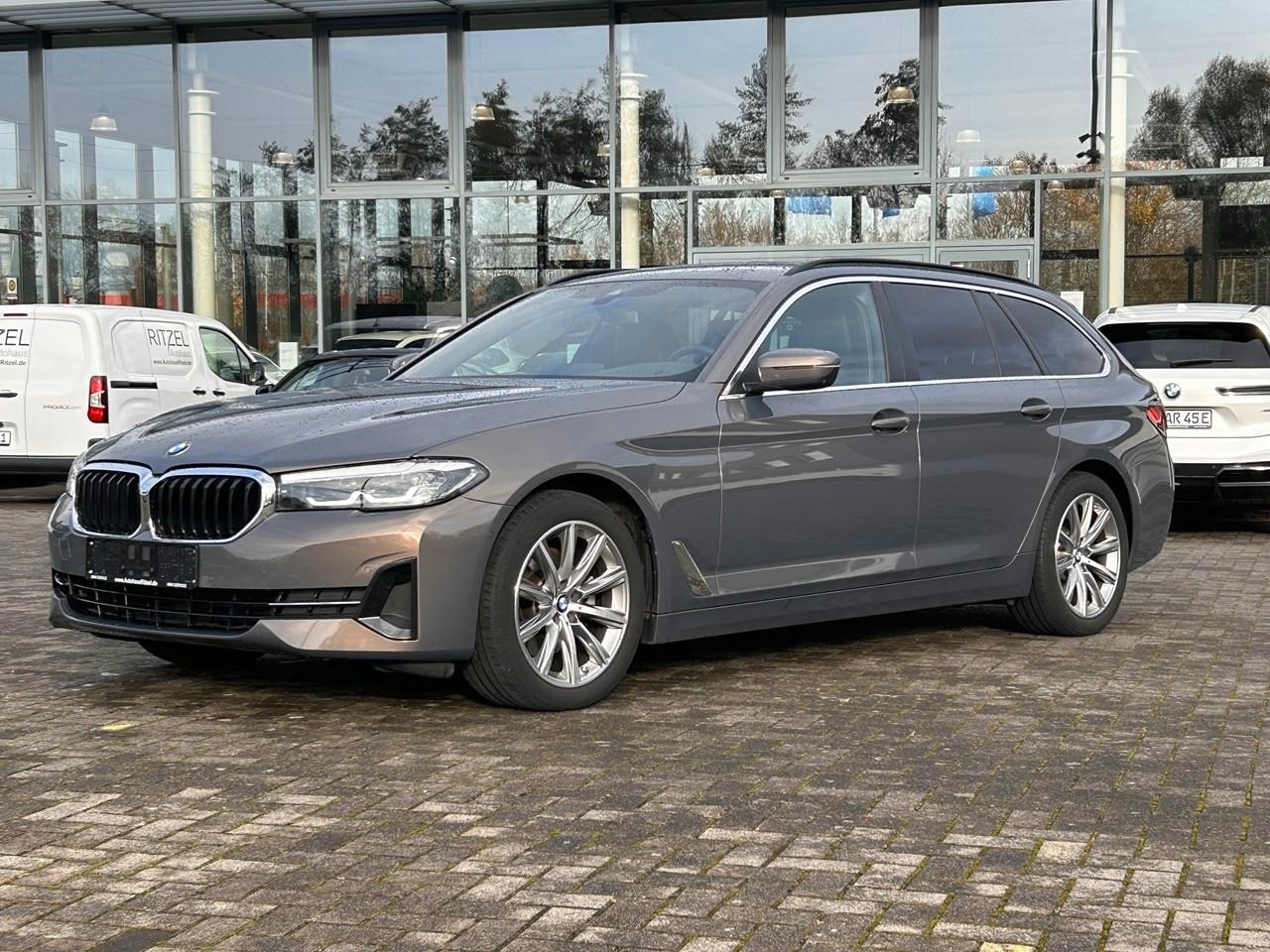 BMW 520i Aut. Touring / Leder / Standheizung / AHK