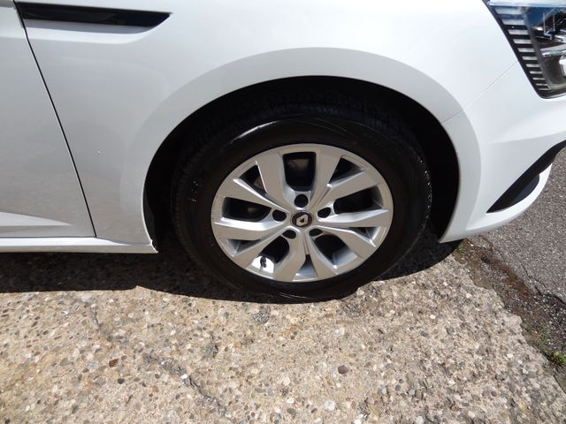 Fahrzeugabbildung Renault Megane IV Lim. 5-trg. Zen/1.Hd/Navi/SitzH/PDC/