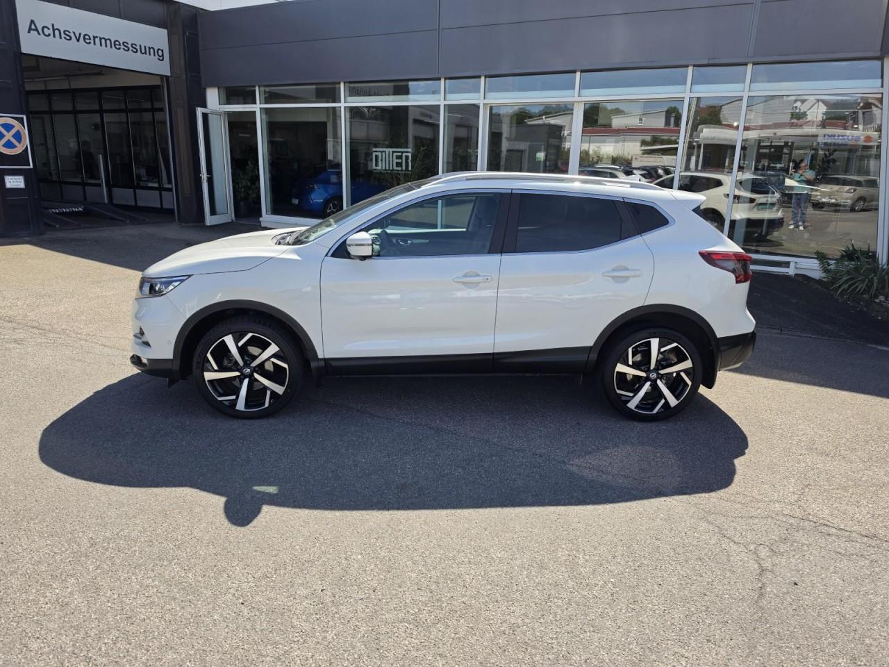 Nissan Qashqai Tekna 1,2 NAV+PANO+SHZ+RFK Klima Navi