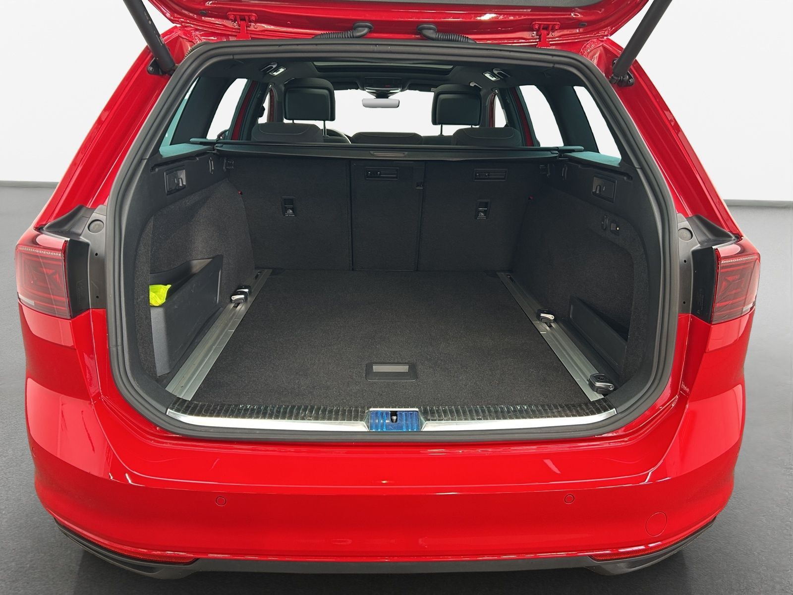 Volkswagen Passat Variant - Bild 11