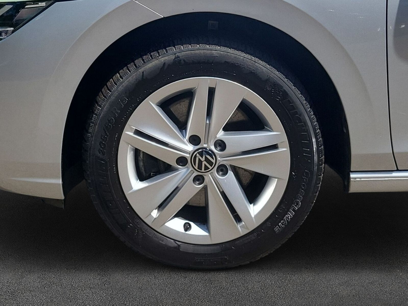 Volkswagen Golf - Bild 7