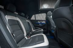 GLE 63 AMG COUPE BLACK / BLACK CARBON