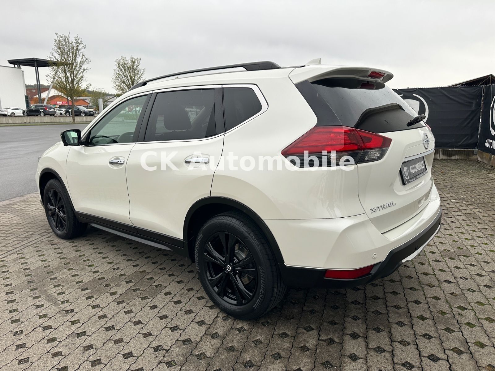 Fahrzeugabbildung Nissan X-Trail N-Design 1.3 DIG-T/Navi/Pano/LED/360°Kam