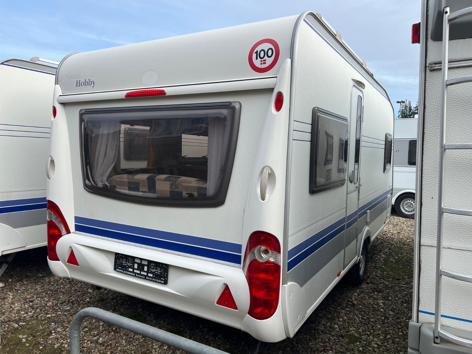 Hobby 460 UFE Vorzelt Festbett Mover