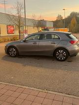 Mercedes-Benz A200 d Progressive/Distronic/LED