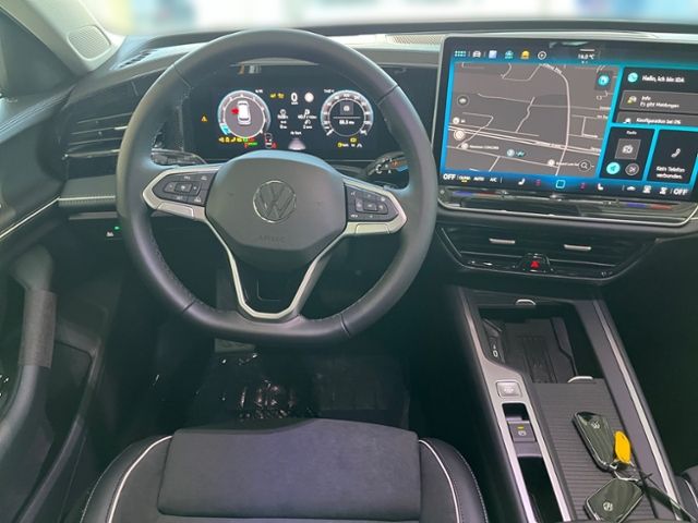 Fahrzeugabbildung Volkswagen Passat Passat 1.5 eTSI DSG BUSINESS AHK IQ.LIGHT