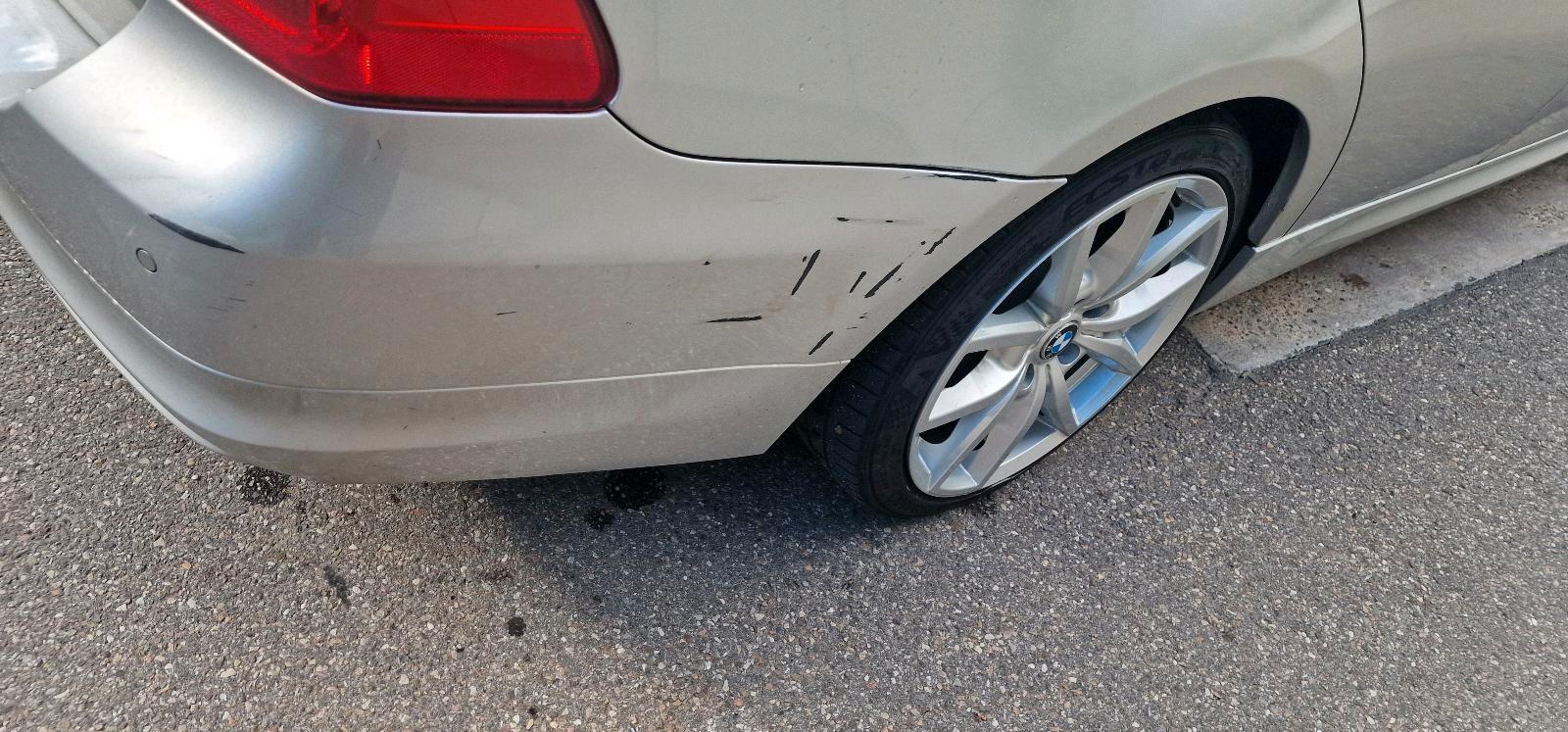 BMW 320 2010 — photo 8