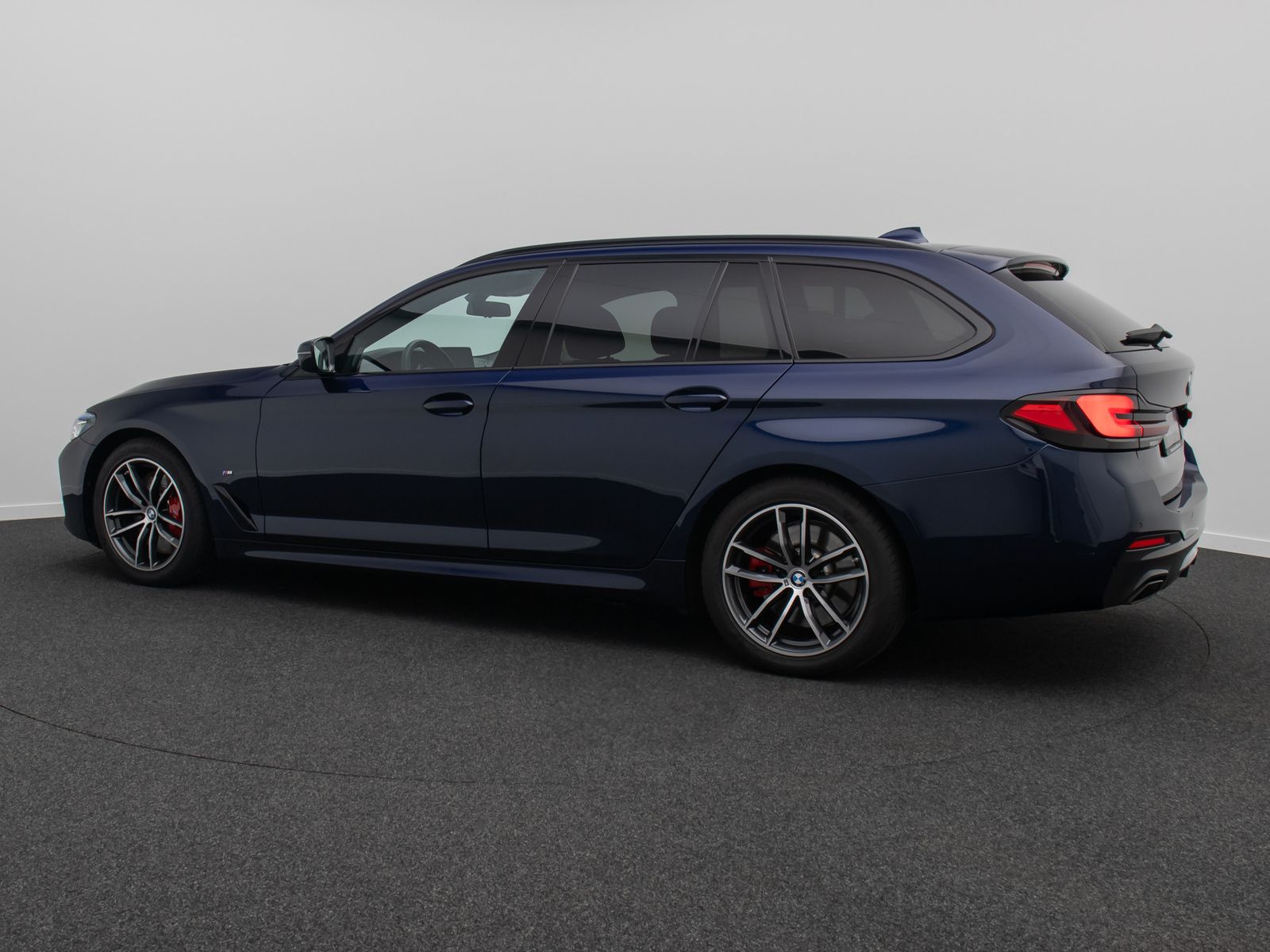 Fahrzeugabbildung BMW 540d xD M Sport Pro Kamera Laser HUD H/K Komfort