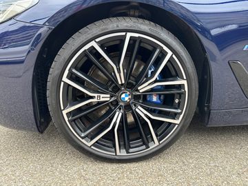 BMW 530i xDrive Touring M Sportpaket Head-Up HiFi