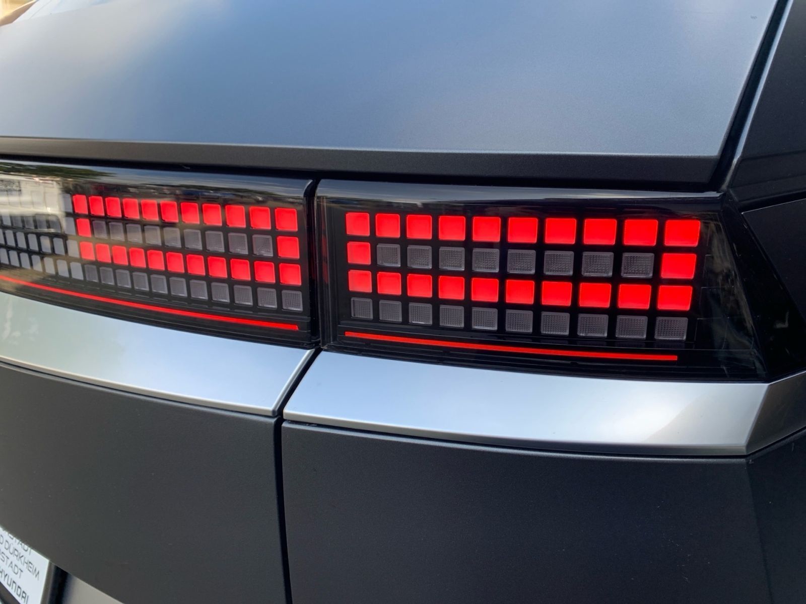 Fahrzeugabbildung Hyundai IONIQ 5 Uniq 72,6 kWh AHK Relax 20 Zoll